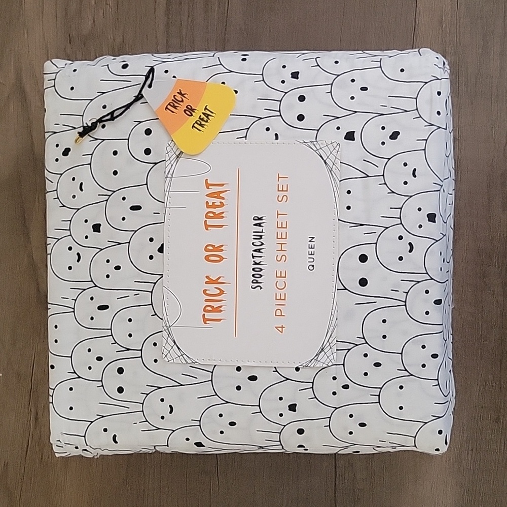 NEW Queen Size Ghost Trick or Treat Spooktacular Ghosts Halloween Sheet S…